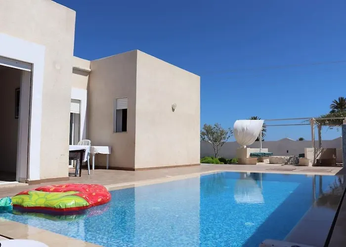 Vill La Reine Jerba Avec Piscine